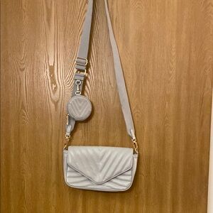 Elegant Gray Quilted Shoulder Bag